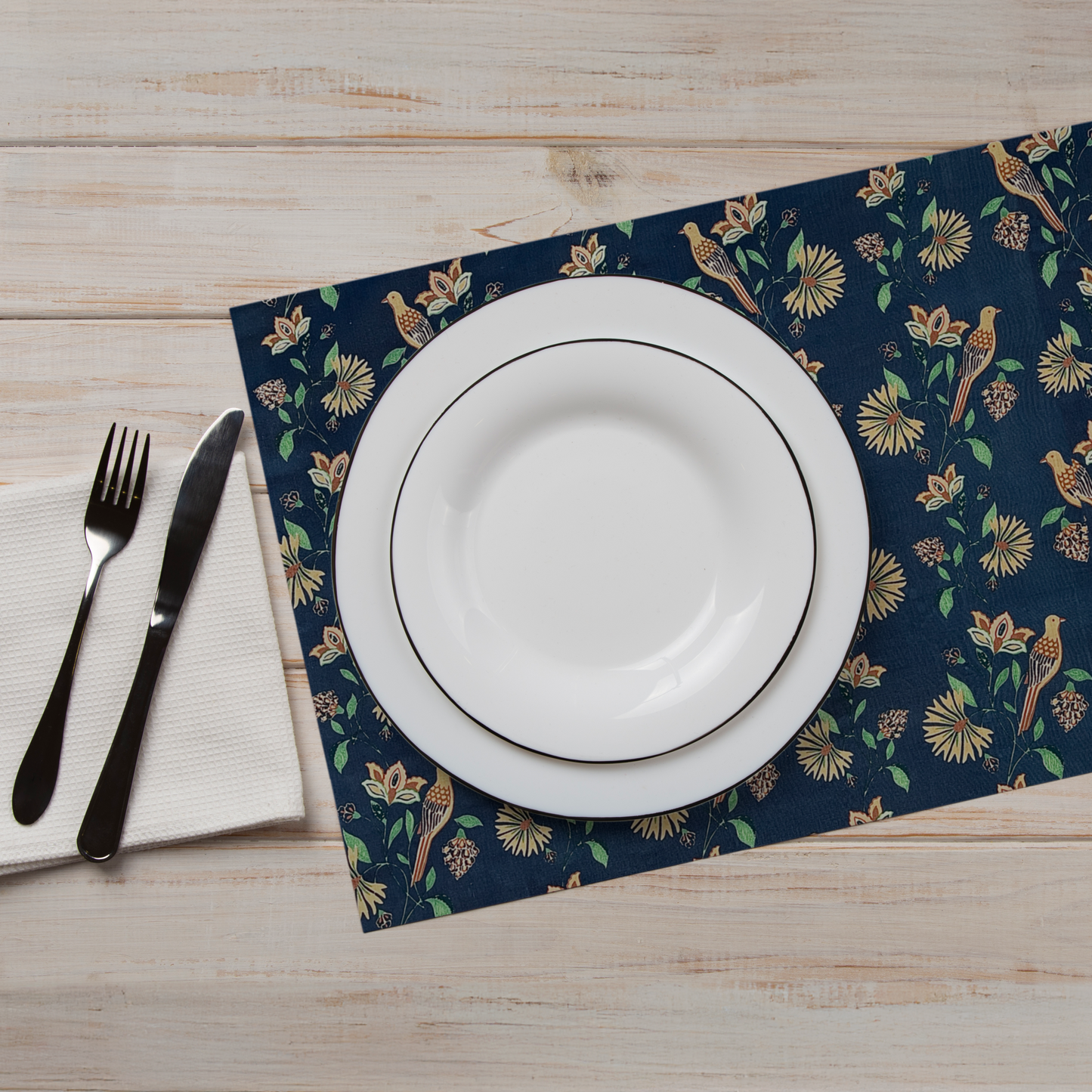 Garden Song, Table Linen