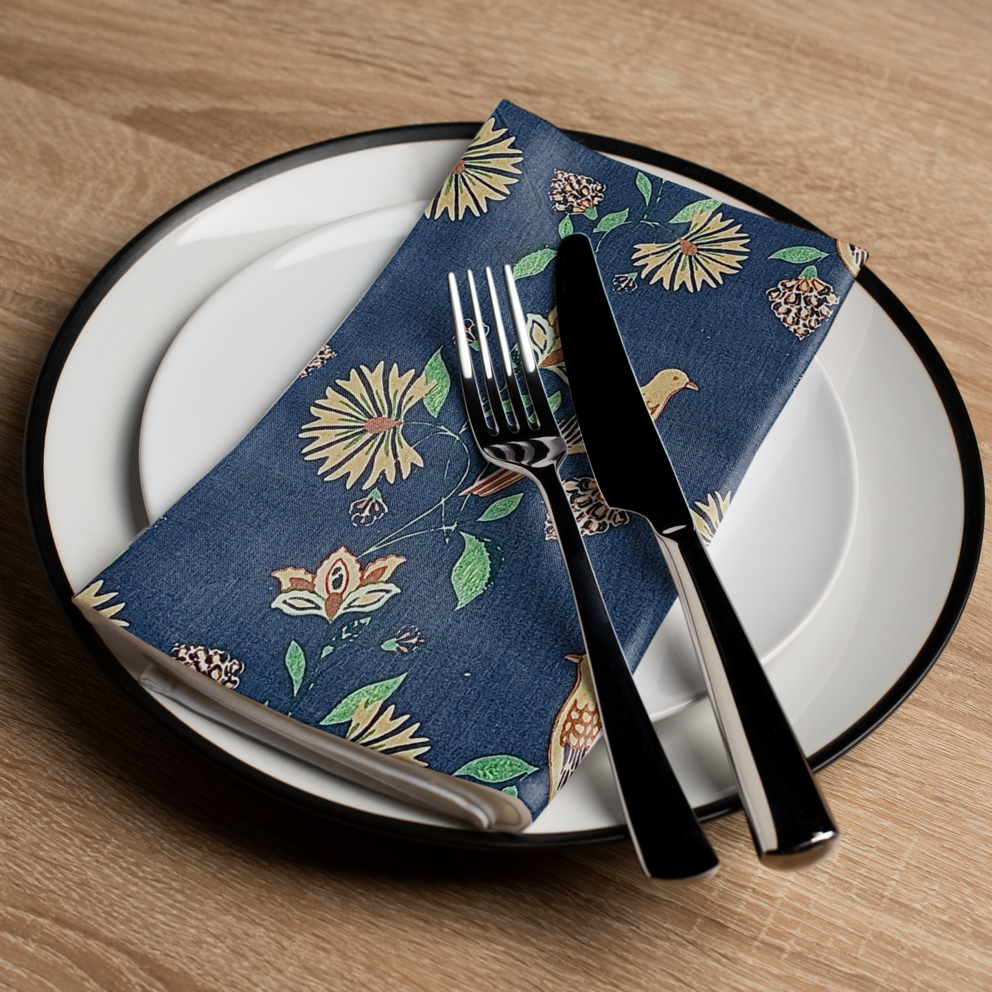 Garden Song, Table Linen