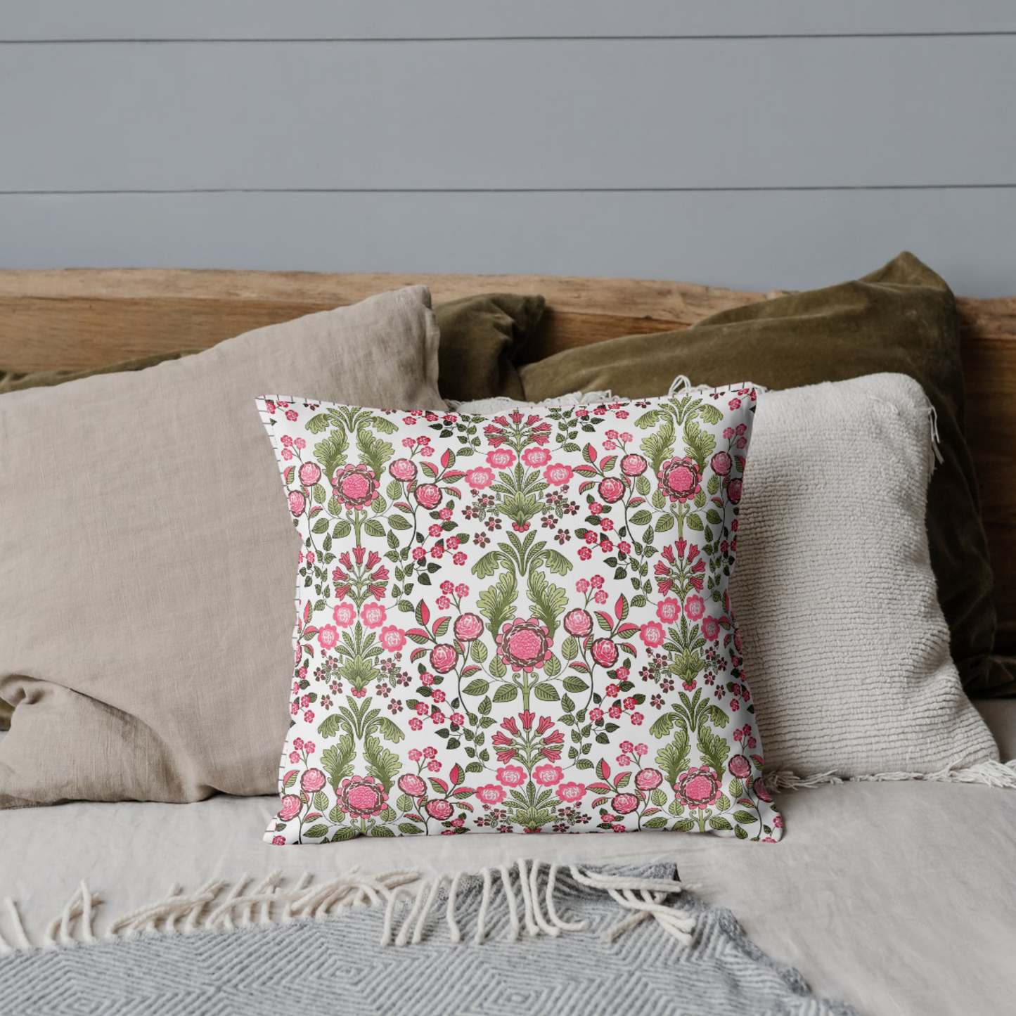Thrive, Pillow