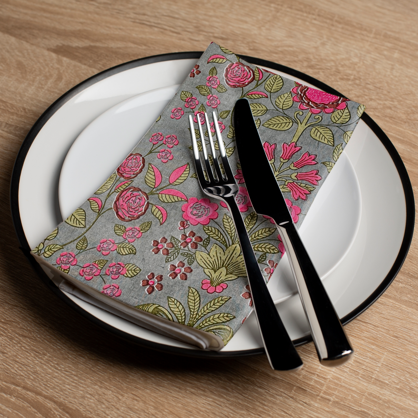 Thrive, Table Linen