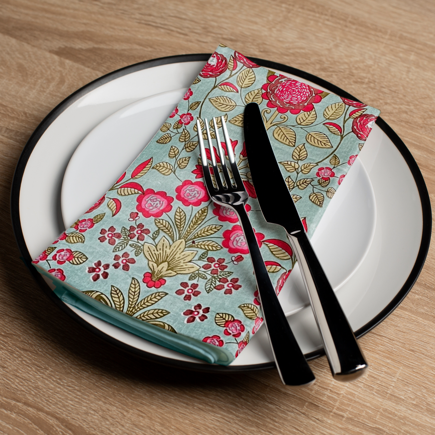 Thrive, Table Linen